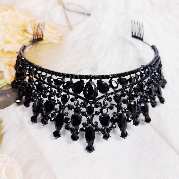 Gothic Wedding Headpiece, Witch Queen Tiara, Black Crystal Tiara, Halloween Gift - Picture 8 of 10